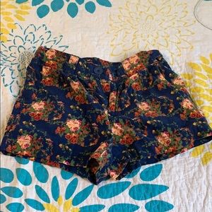 Flower child shorts